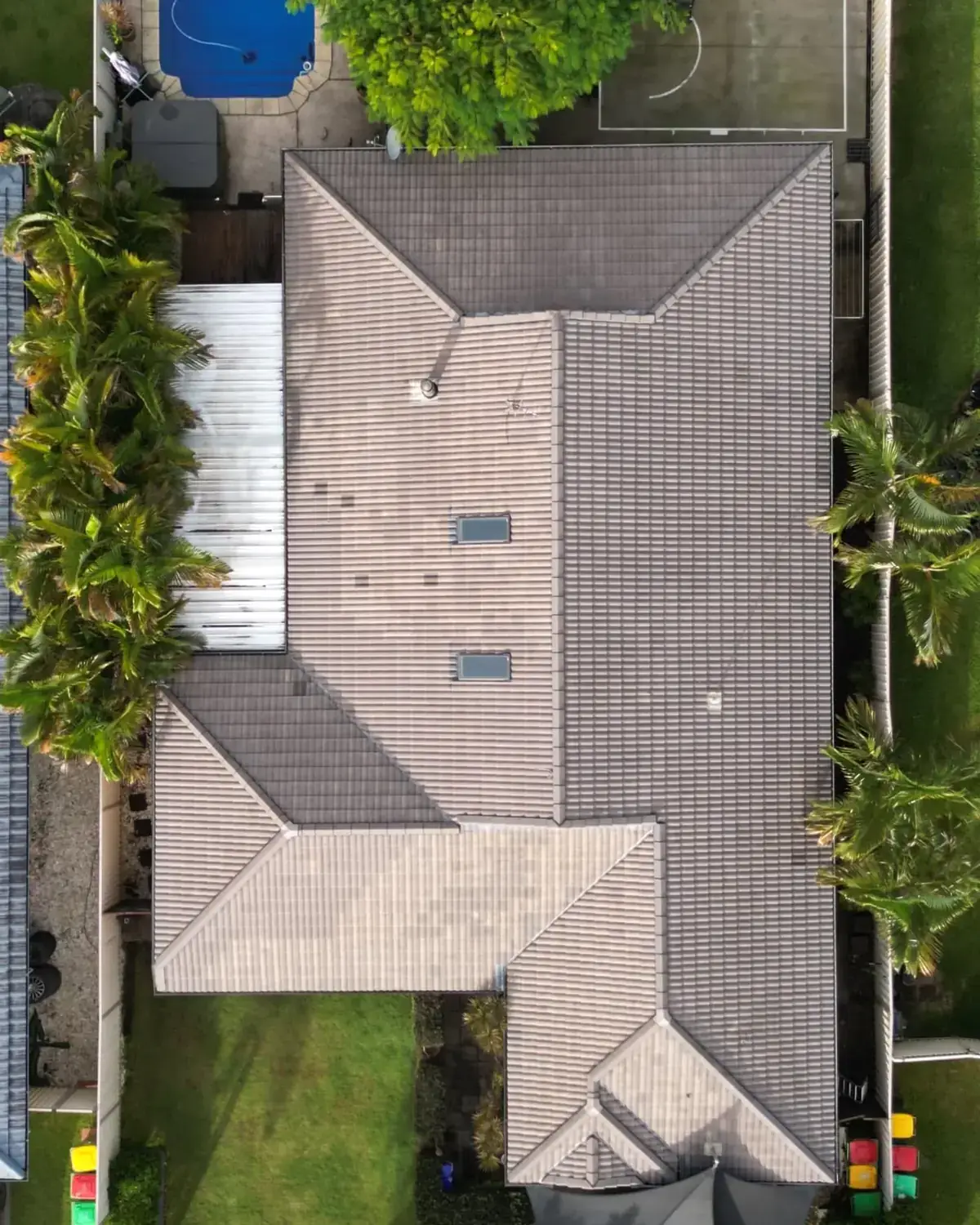 Concrete tile roof, before restoration