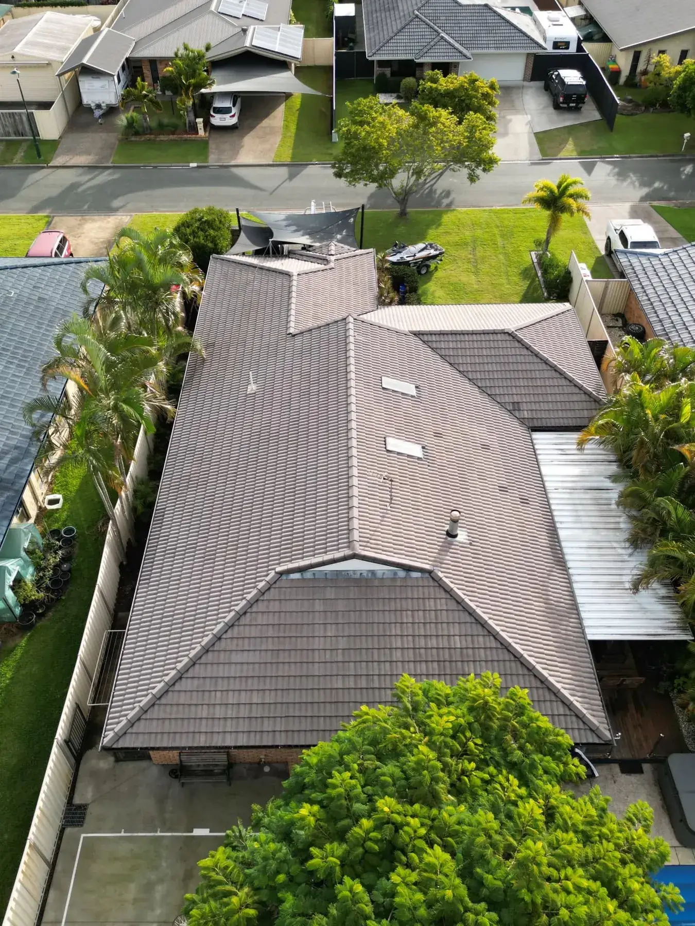 Concrete tile roof, before restoration